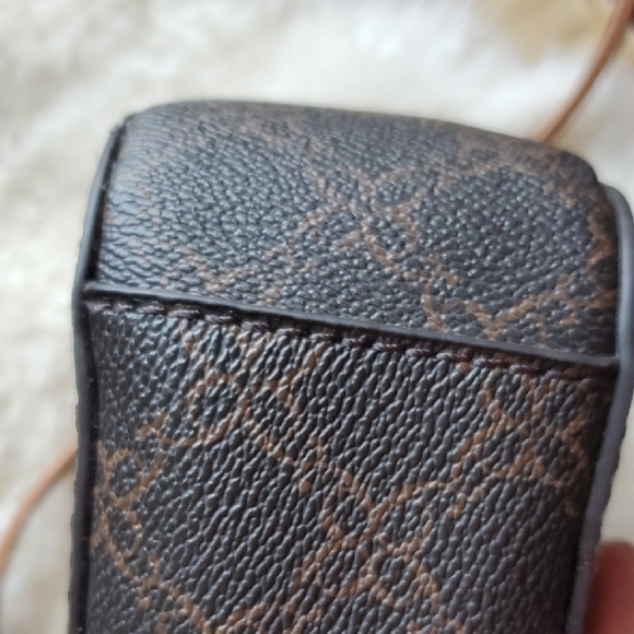 Nine West Tan and Black Crossbody Bag - Picture 5 of 13